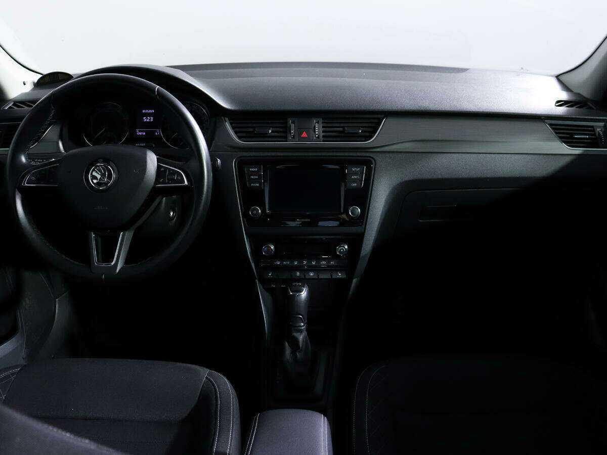 Skoda Rapid 2017 года с пробегом. Фото: #9