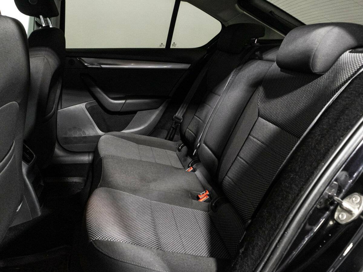 Skoda Octavia 2016 года с пробегом. Фото: #9