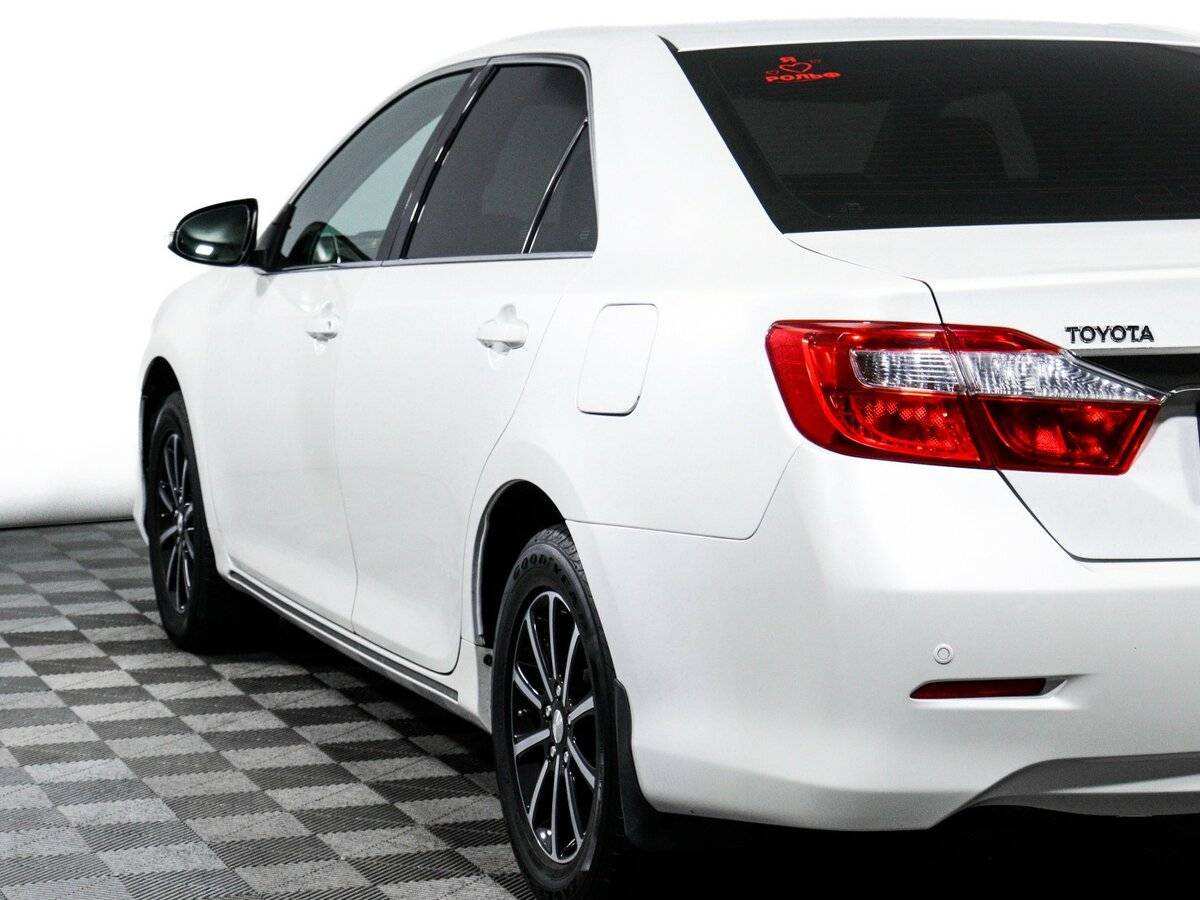 Toyota Camry 2013 года с пробегом. Фото: #17