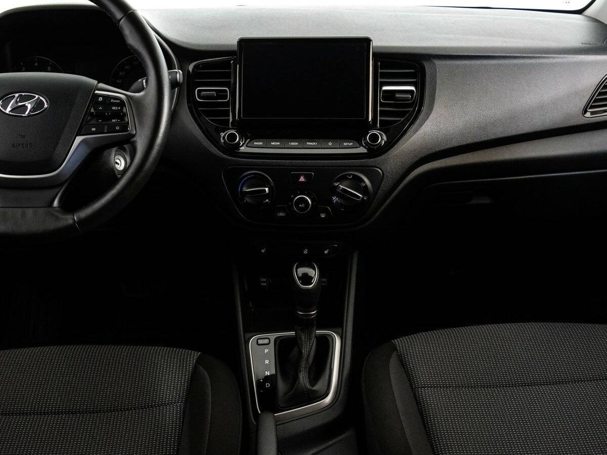 Hyundai Solaris 2021 года с пробегом. Фото: #9