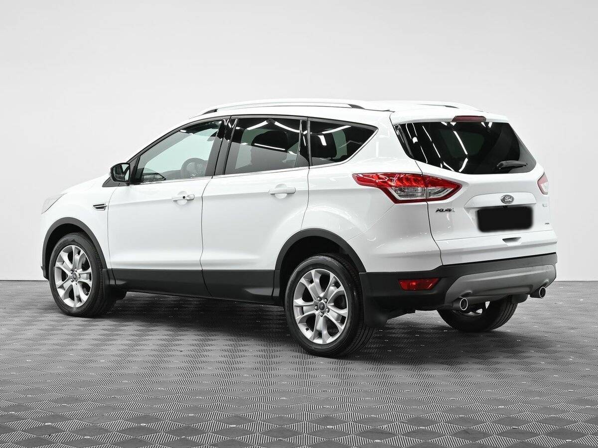 Ford Kuga 2013 года с пробегом. Фото: #2