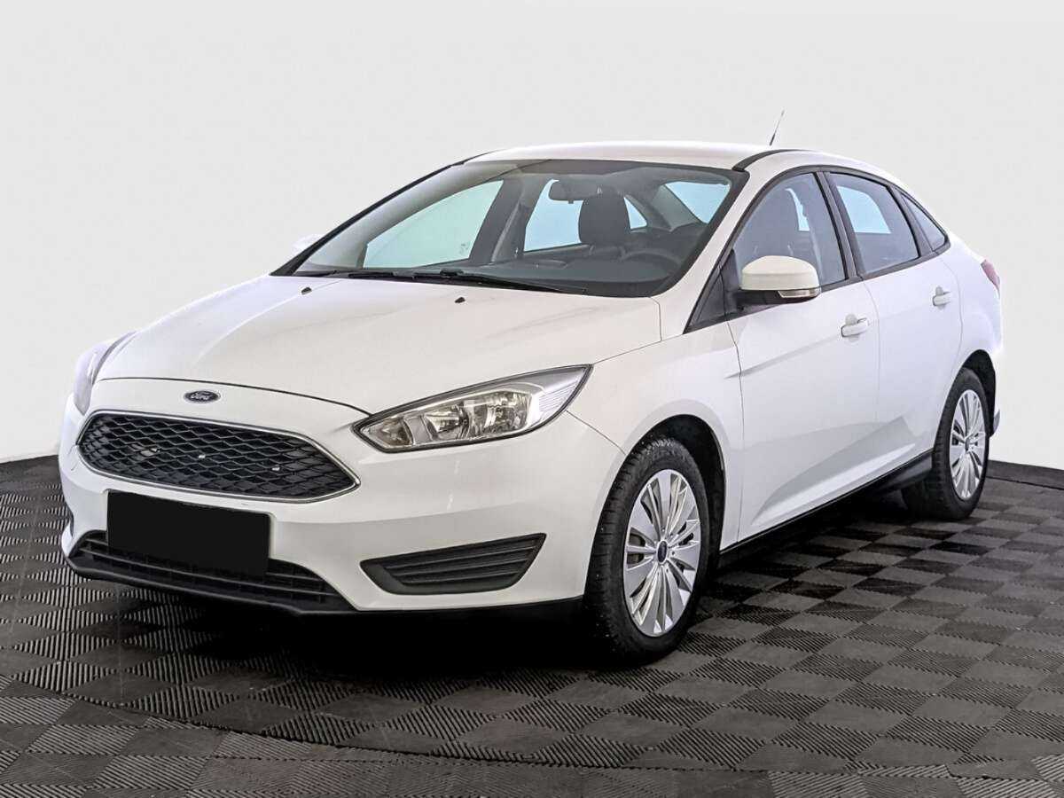 Ford Focus 2018 года с пробегом. Посмотреть фото