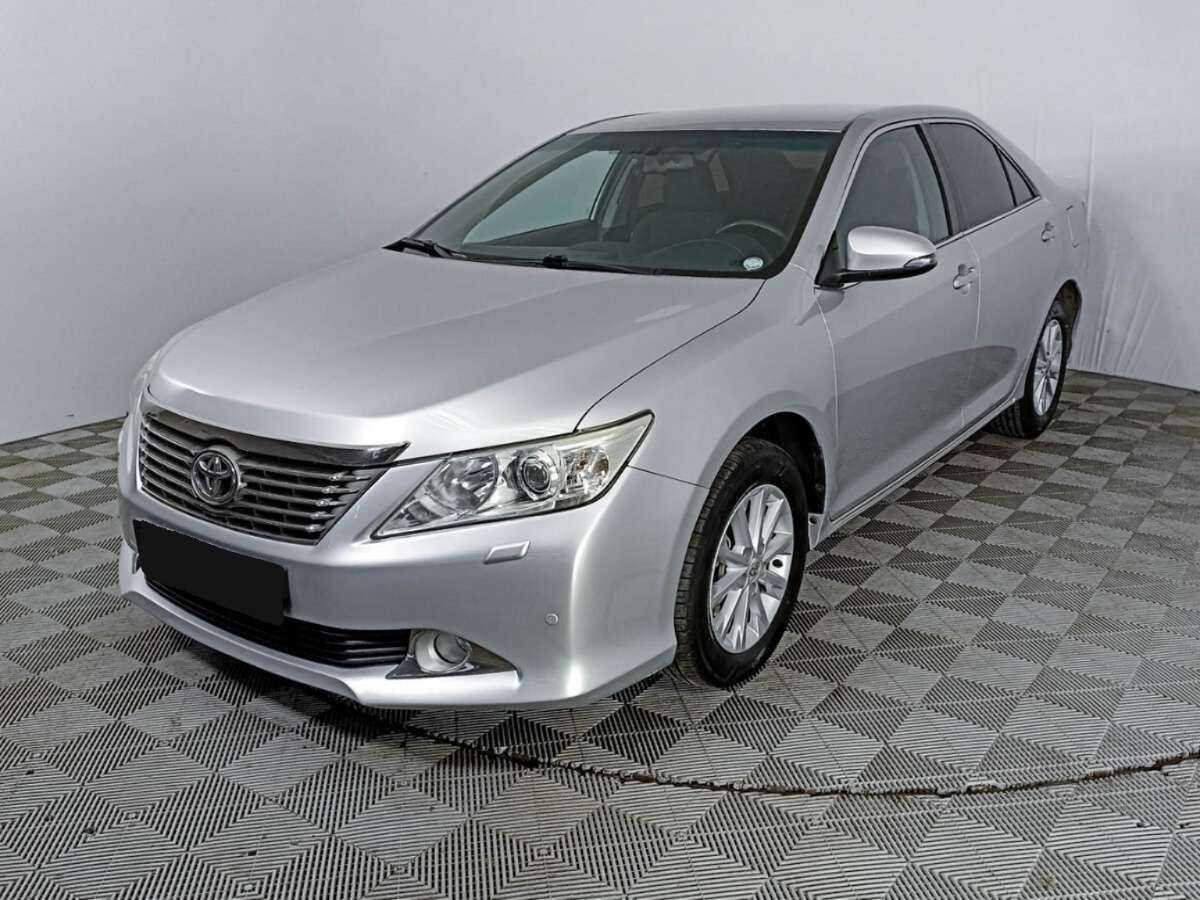 Toyota Camry 2012 года с пробегом. Фото: #0