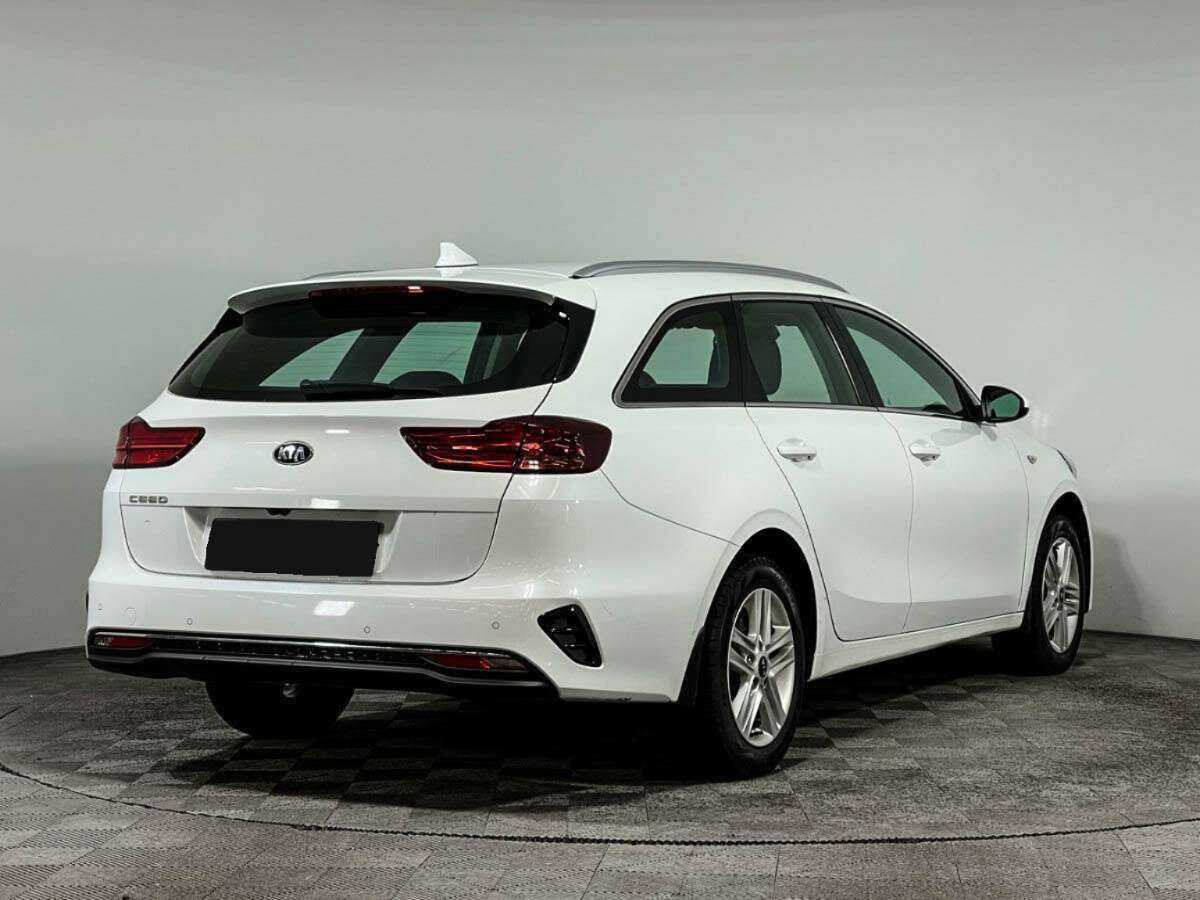 Kia Ceed 2021 года с пробегом. Фото: #4