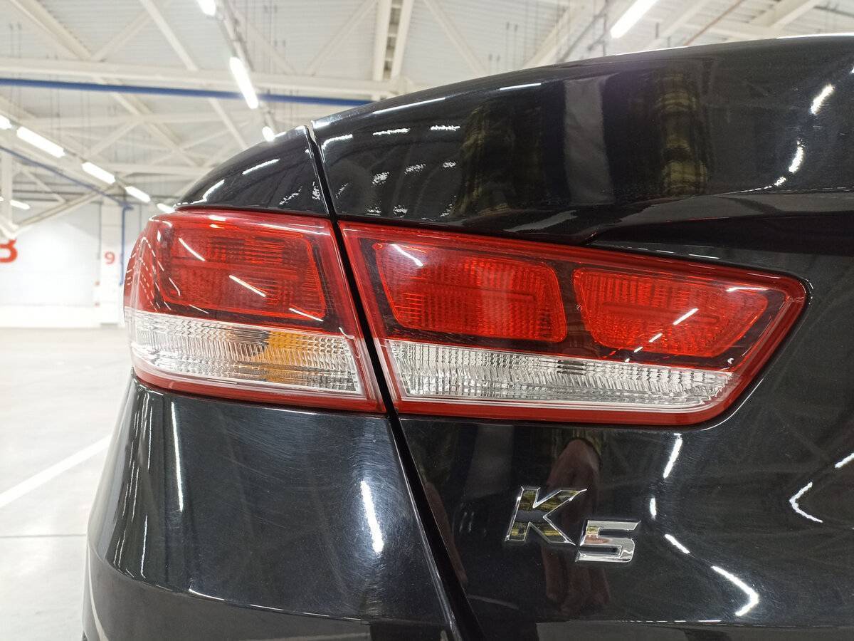 Kia K5 2019 года с пробегом. Фото: #8