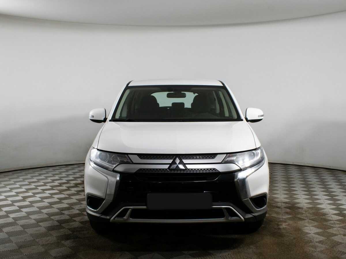 Mitsubishi Outlander 2020 года с пробегом. Фото: #1