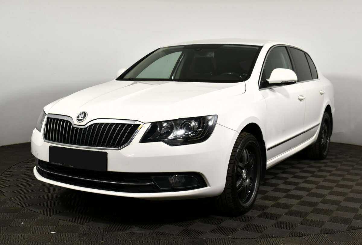 Skoda Superb 2015 года с пробегом. Фото: #0
