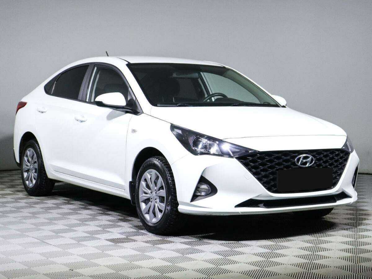 Hyundai Solaris 2020 года с пробегом. Фото: #2
