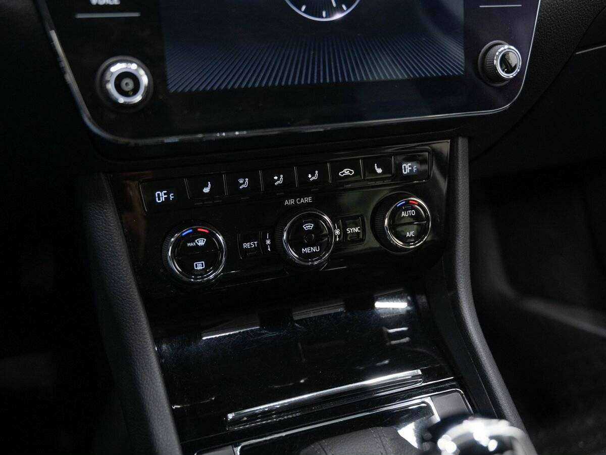 Skoda Superb 2017 года с пробегом. Фото: #23