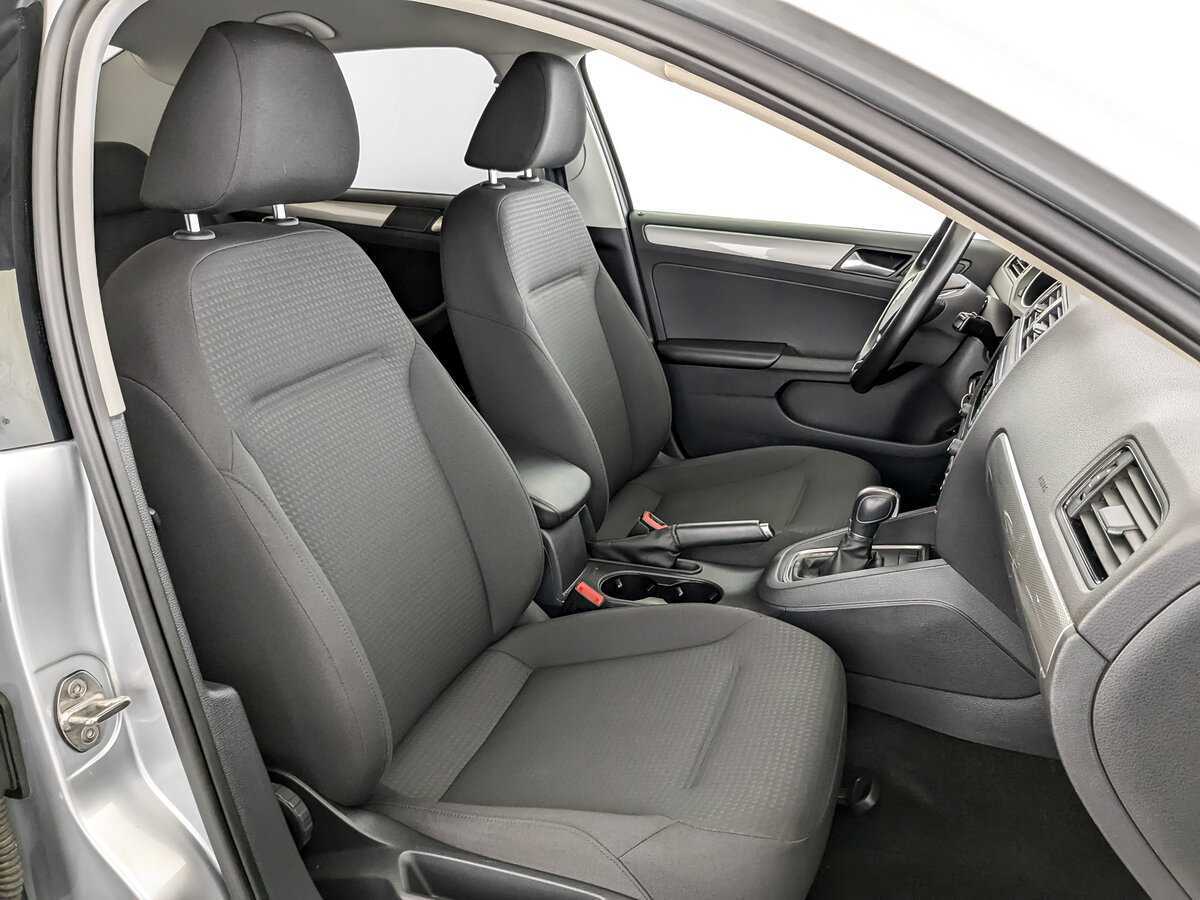 Volkswagen Jetta 2016 года с пробегом. Фото: #22
