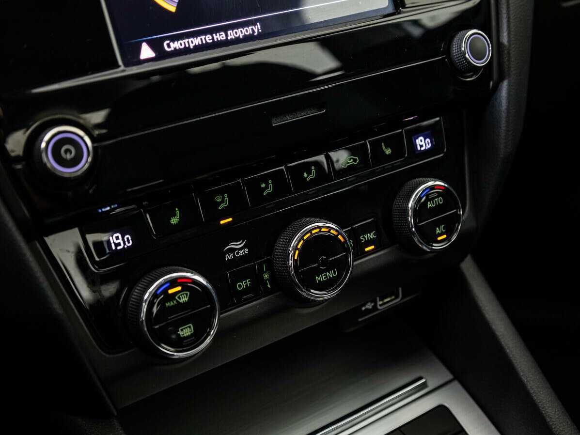 Skoda Octavia 2019 года с пробегом. Фото: #12
