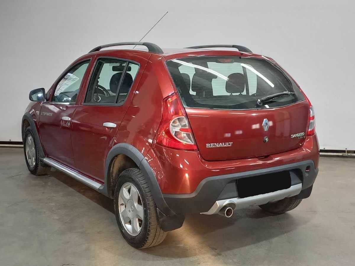 Renault Sandero 2012 года с пробегом. Фото: #6
