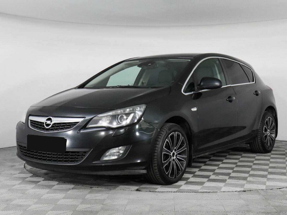 Opel Astra 2012 года с пробегом. Фото: #0