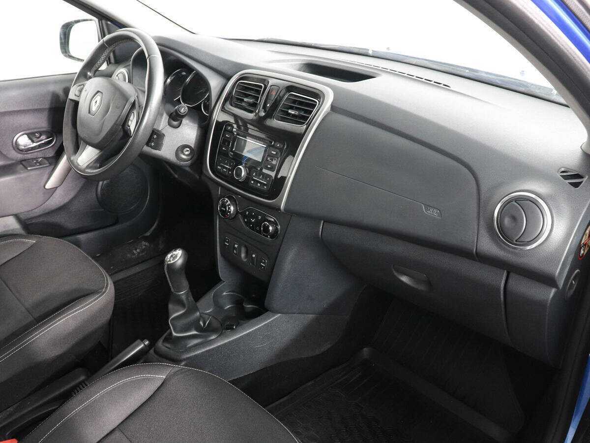 Renault Sandero 2016 года с пробегом. Фото: #9