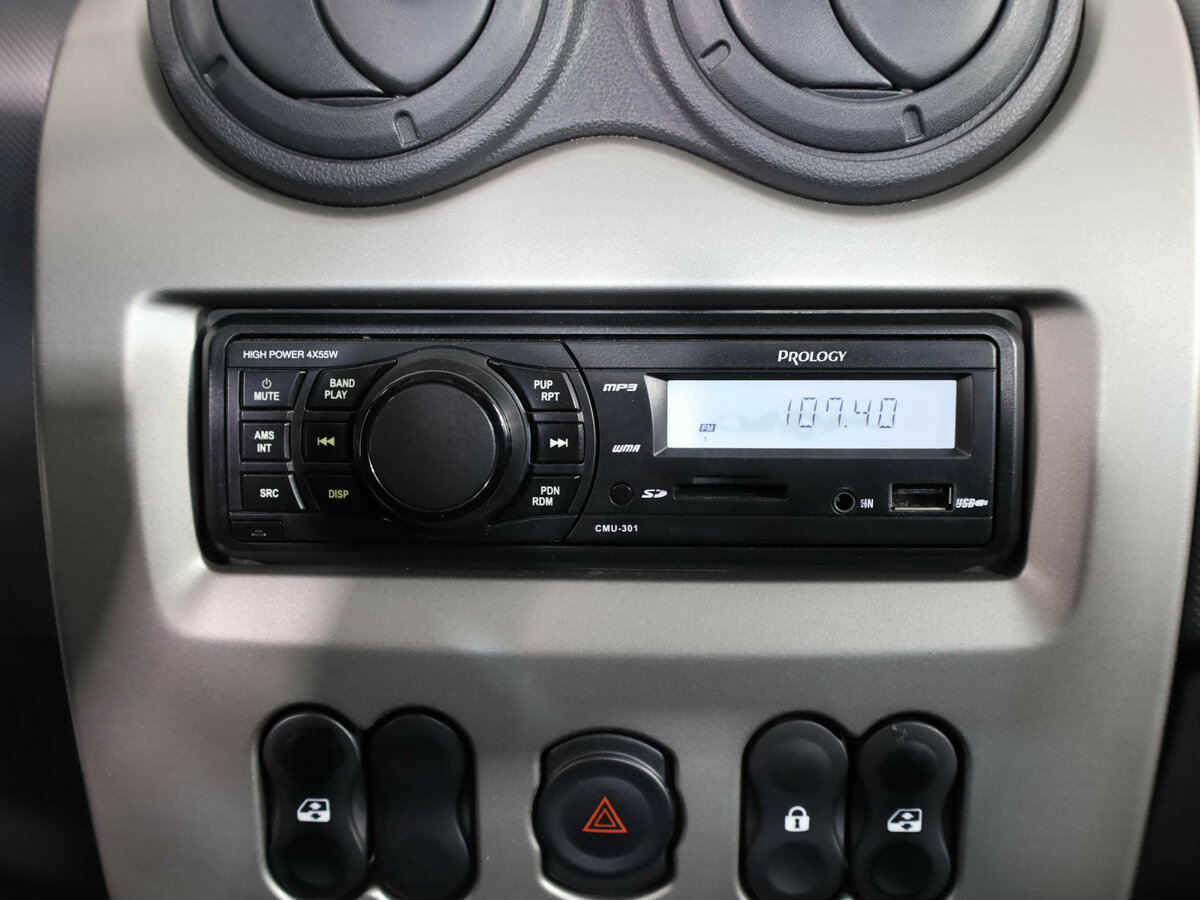 Renault Logan 2015 года с пробегом. Фото: #13