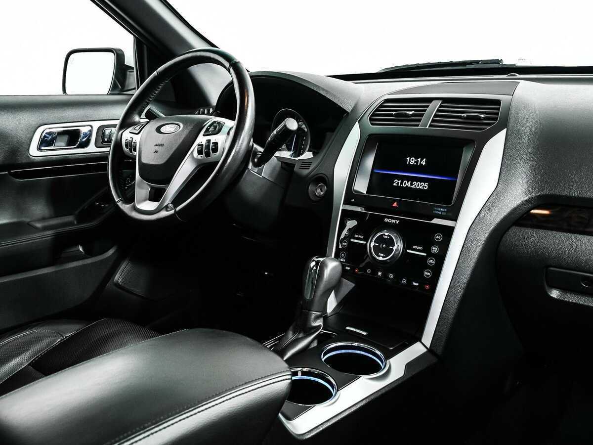 Ford Explorer 2014 года с пробегом. Фото: #8