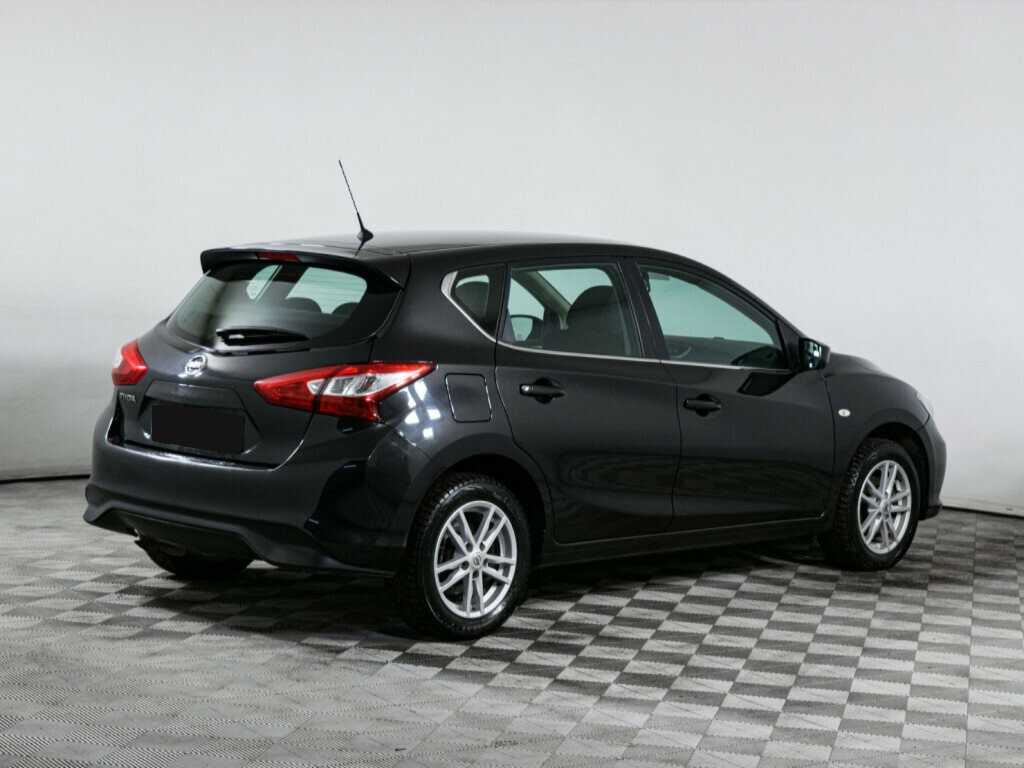 Nissan Tiida 2015 года с пробегом. Фото: #3