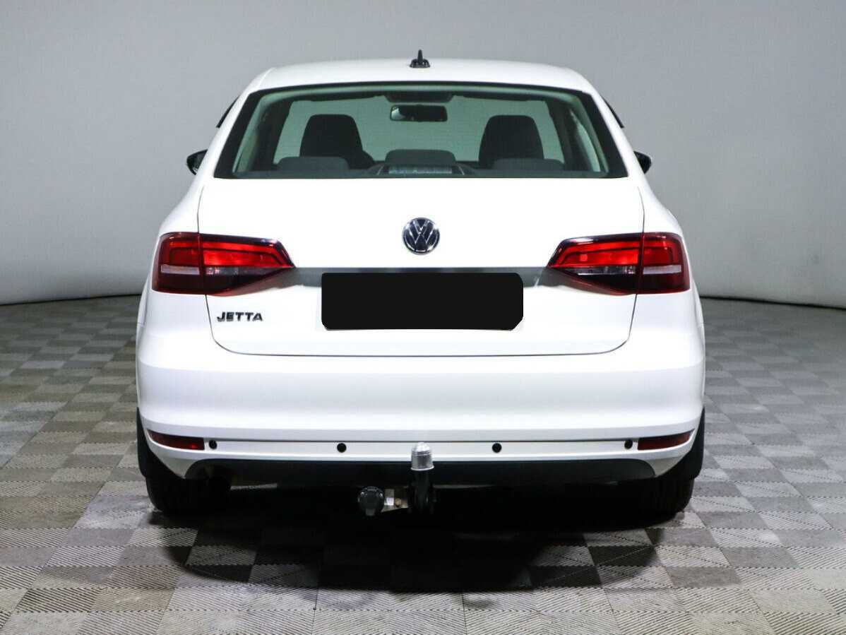 Volkswagen Jetta 2017 года с пробегом. Фото: #4