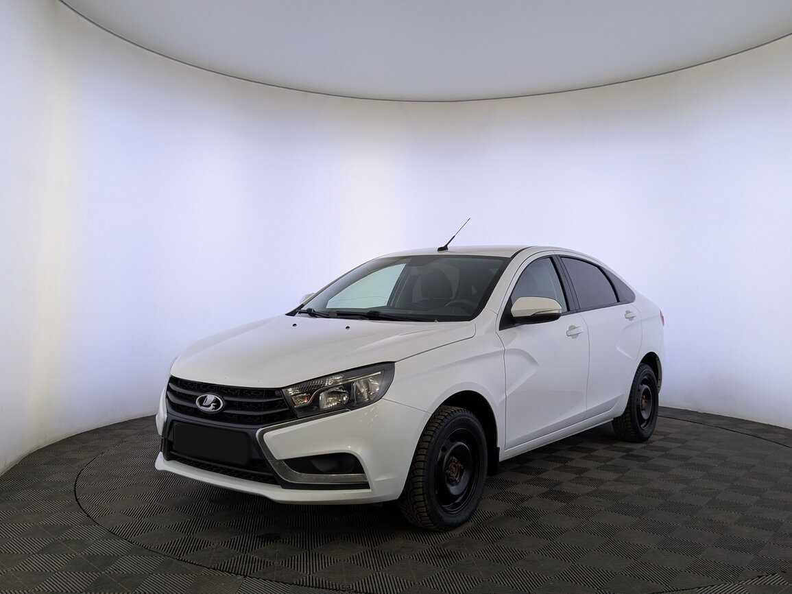 Lada (ВАЗ) Vesta 2016 года с пробегом. Посмотреть фото