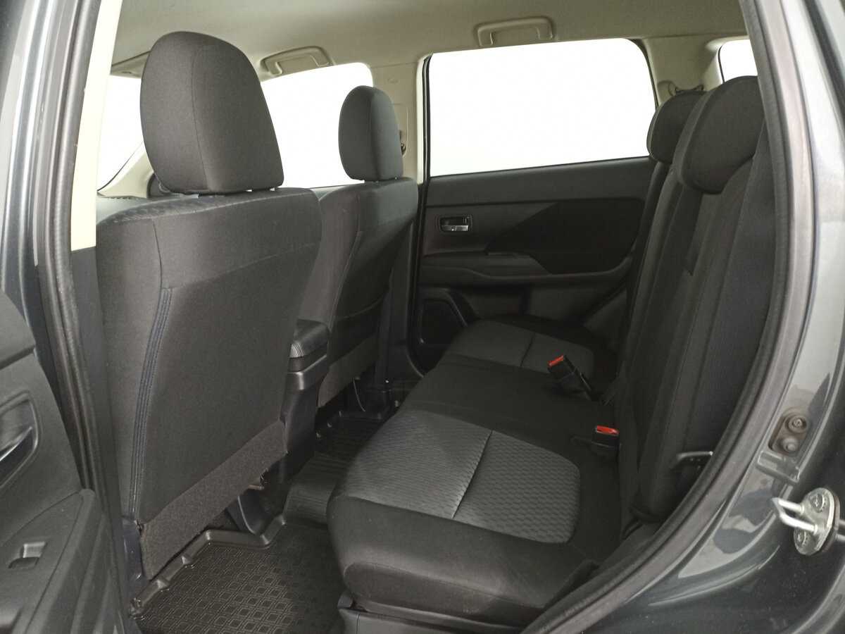 Mitsubishi Outlander 2014 года с пробегом. Фото: #9
