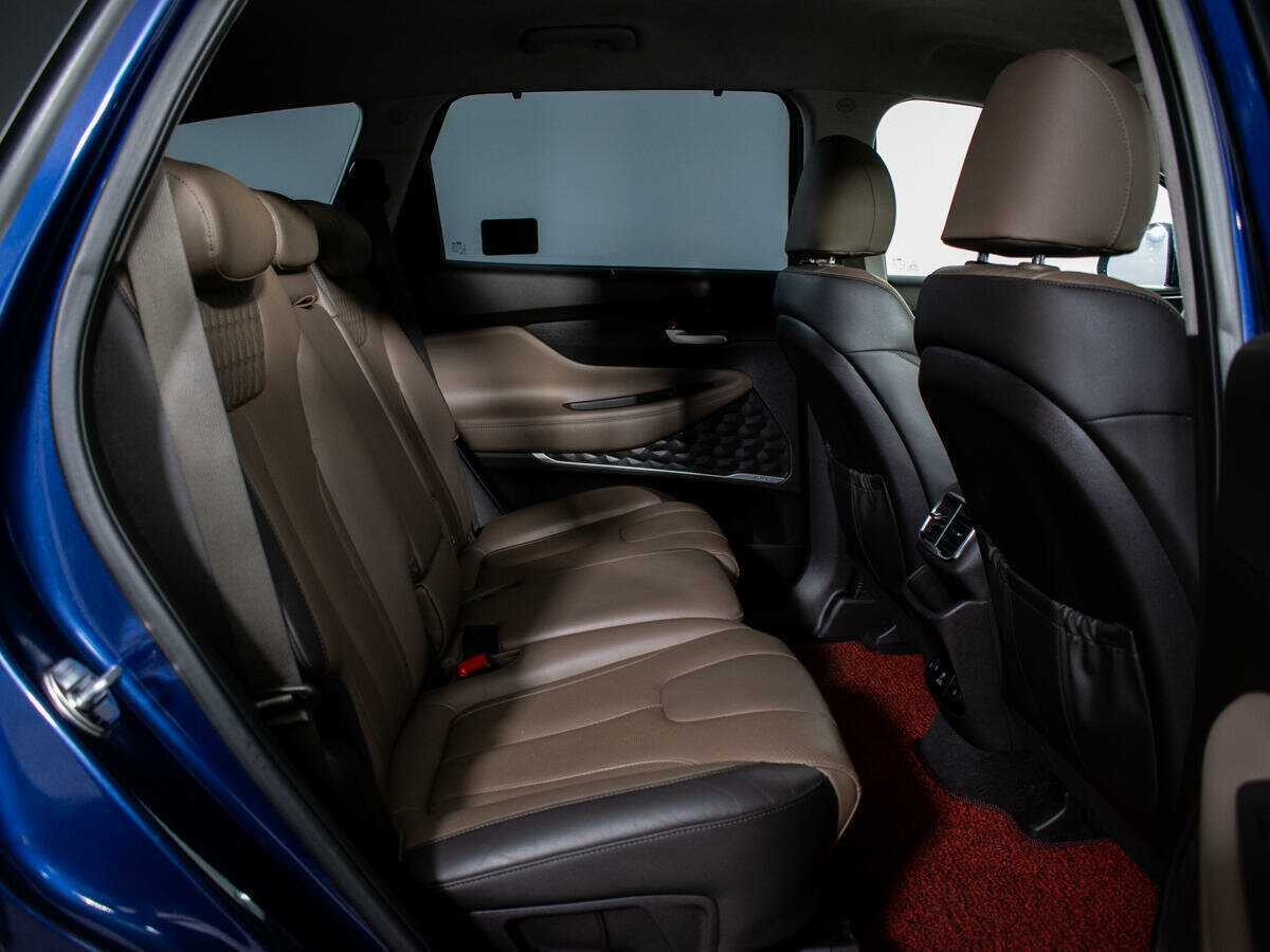 Hyundai Santa Fe 2018 года с пробегом. Фото: #9