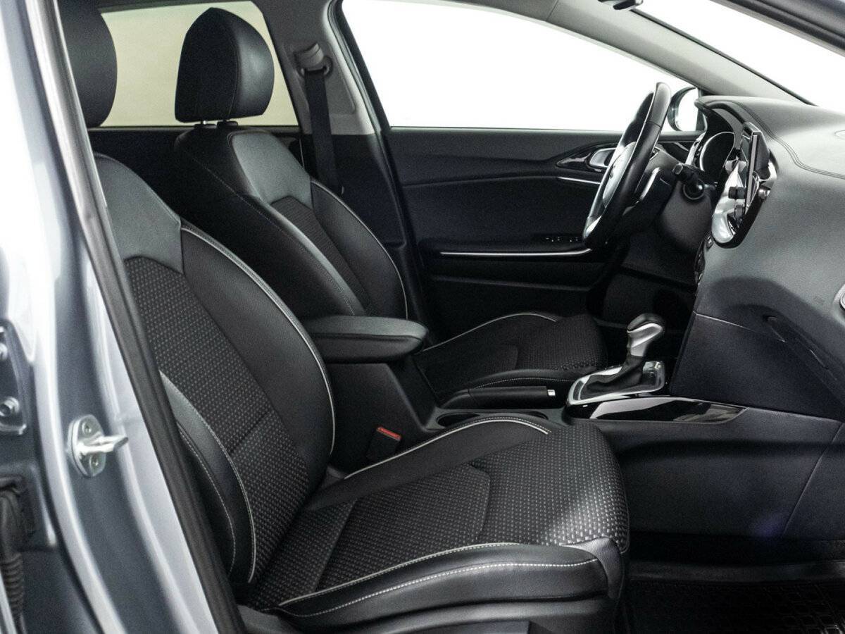 Kia Ceed 2021 года с пробегом. Фото: #15