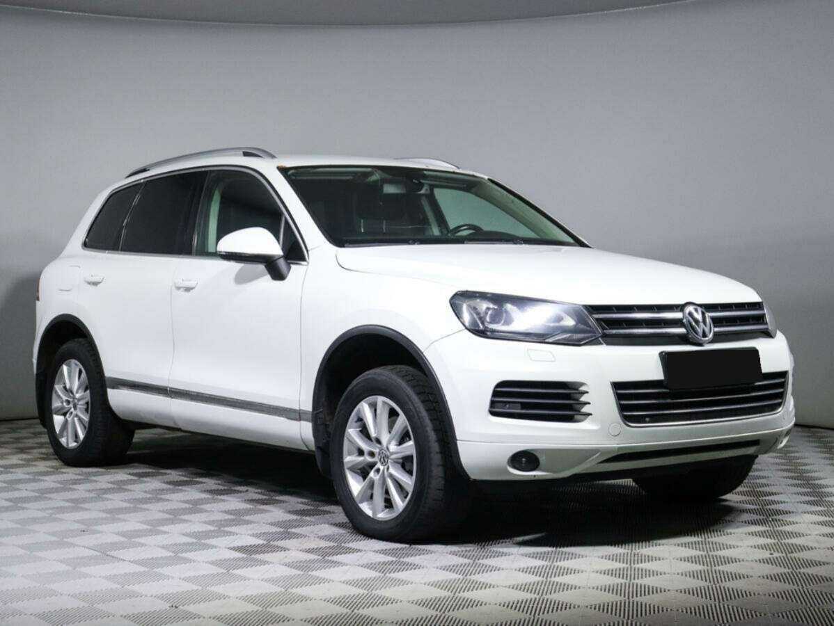 Volkswagen Touareg 2012 года с пробегом. Фото: #1