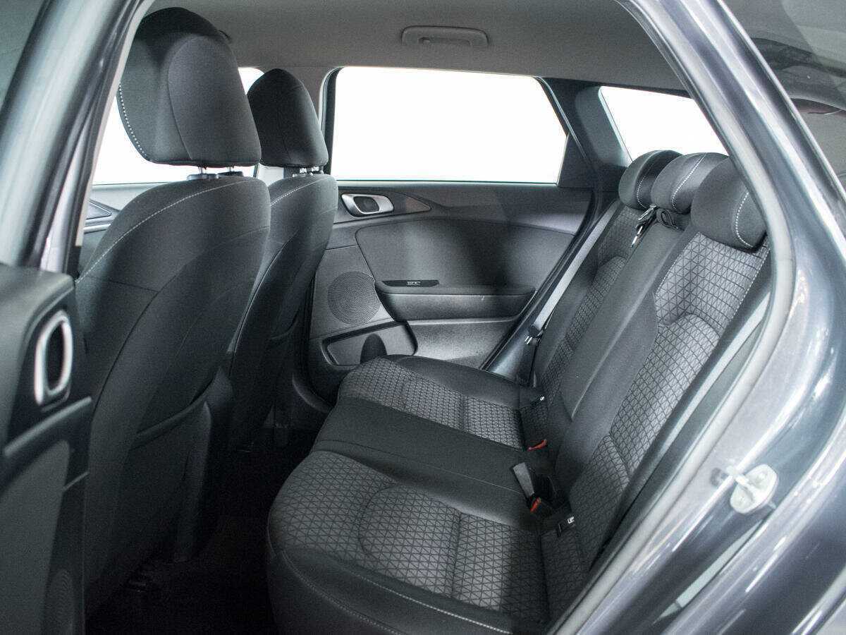 Kia Ceed 2019 года с пробегом. Фото: #9