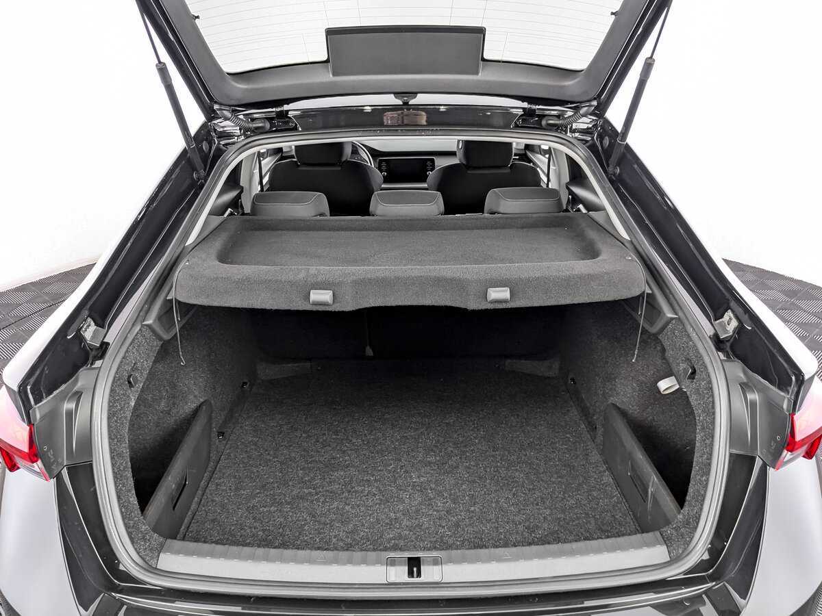 Skoda Octavia 2021 года с пробегом. Фото: #9