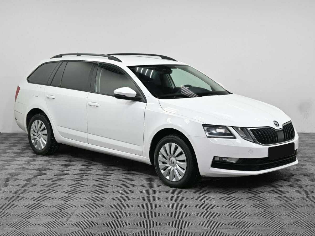 Skoda Octavia 2017 года с пробегом. Фото: #2