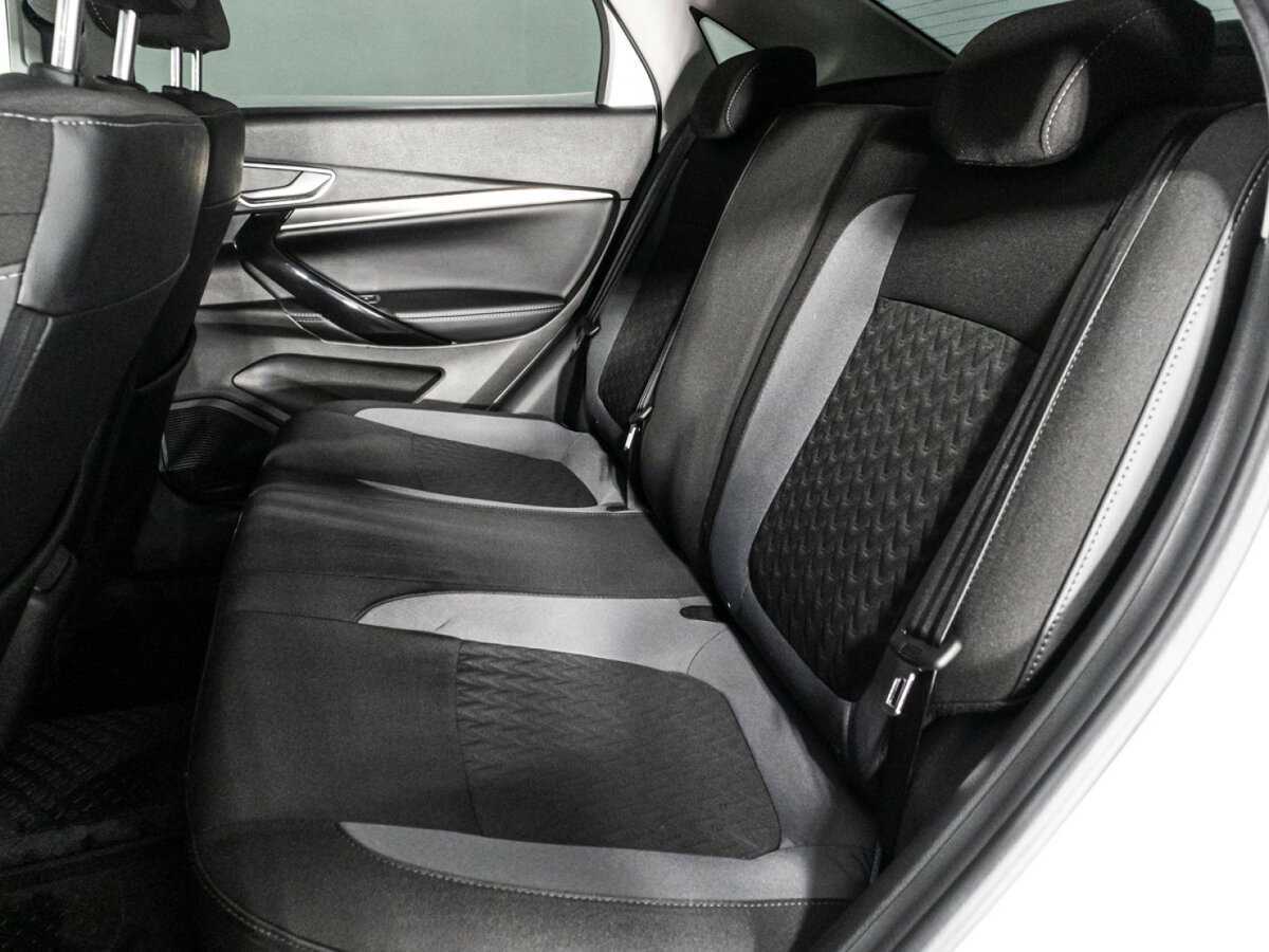 Lada (ВАЗ) Vesta 2024 года с пробегом. Фото: #9