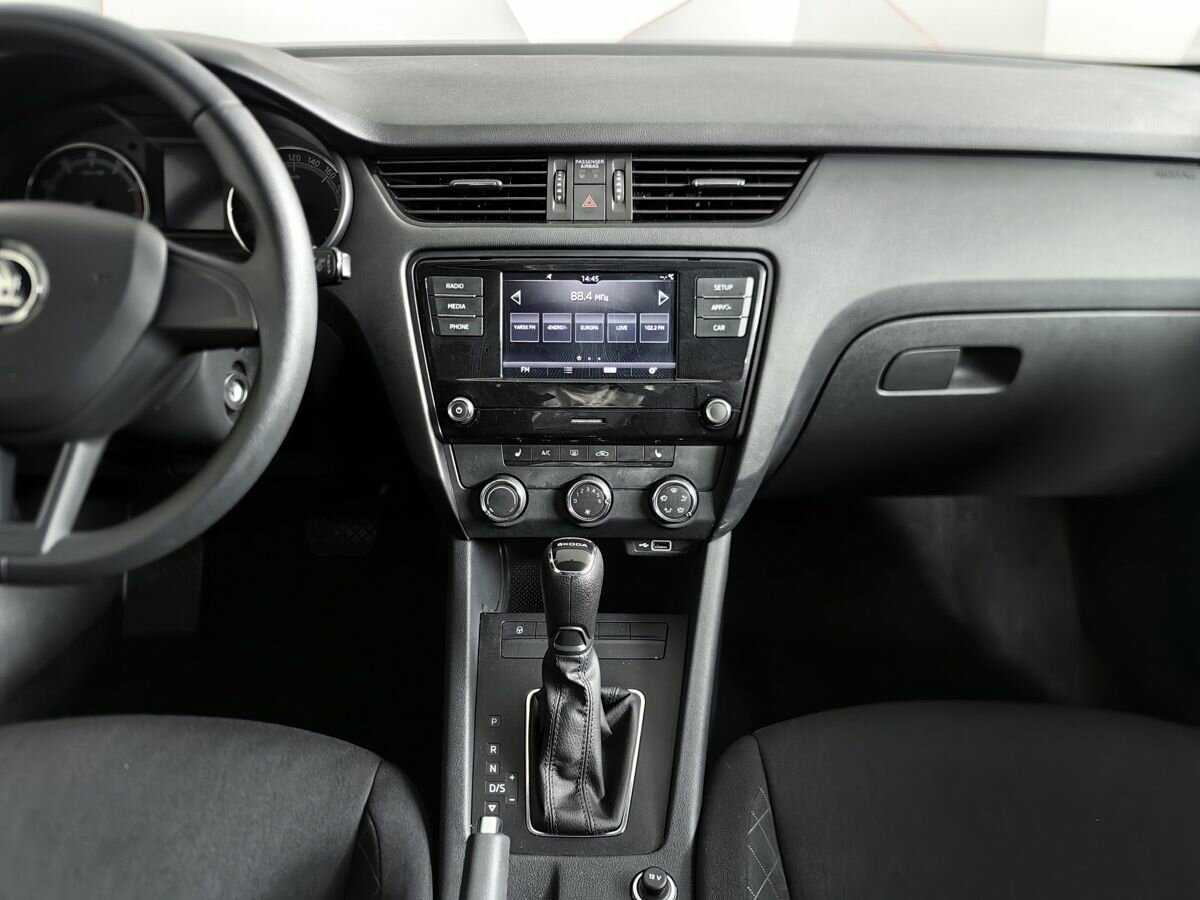 Skoda Octavia 2020 года с пробегом. Фото: #10