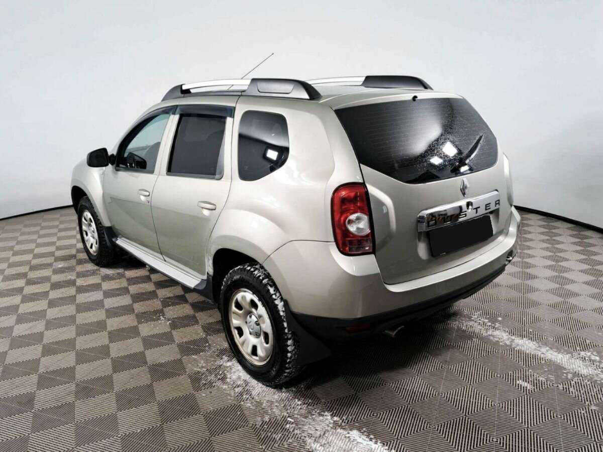Renault Duster 2012 года с пробегом. Фото: #6