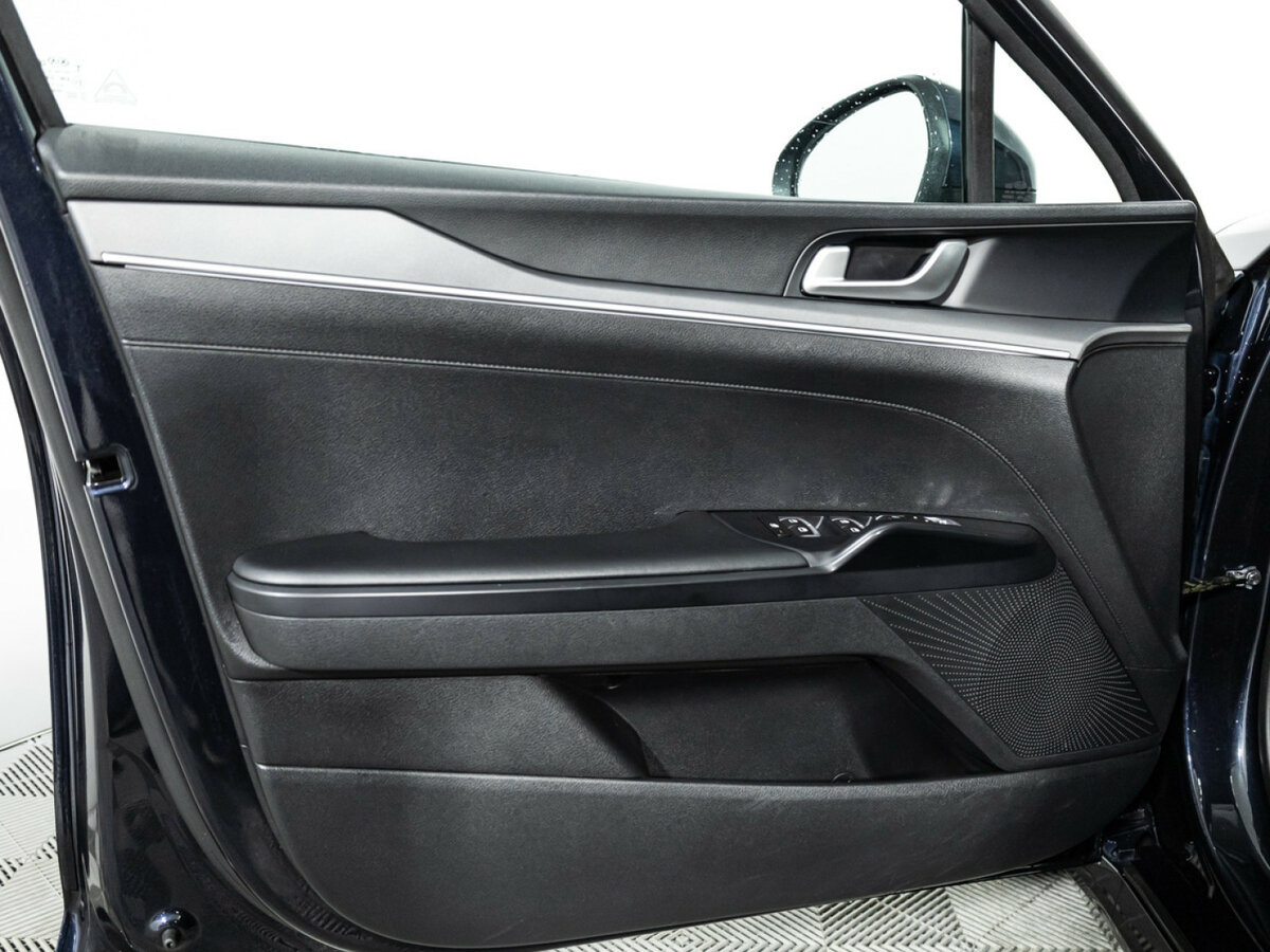 Kia K5 2020 года с пробегом. Фото: #23