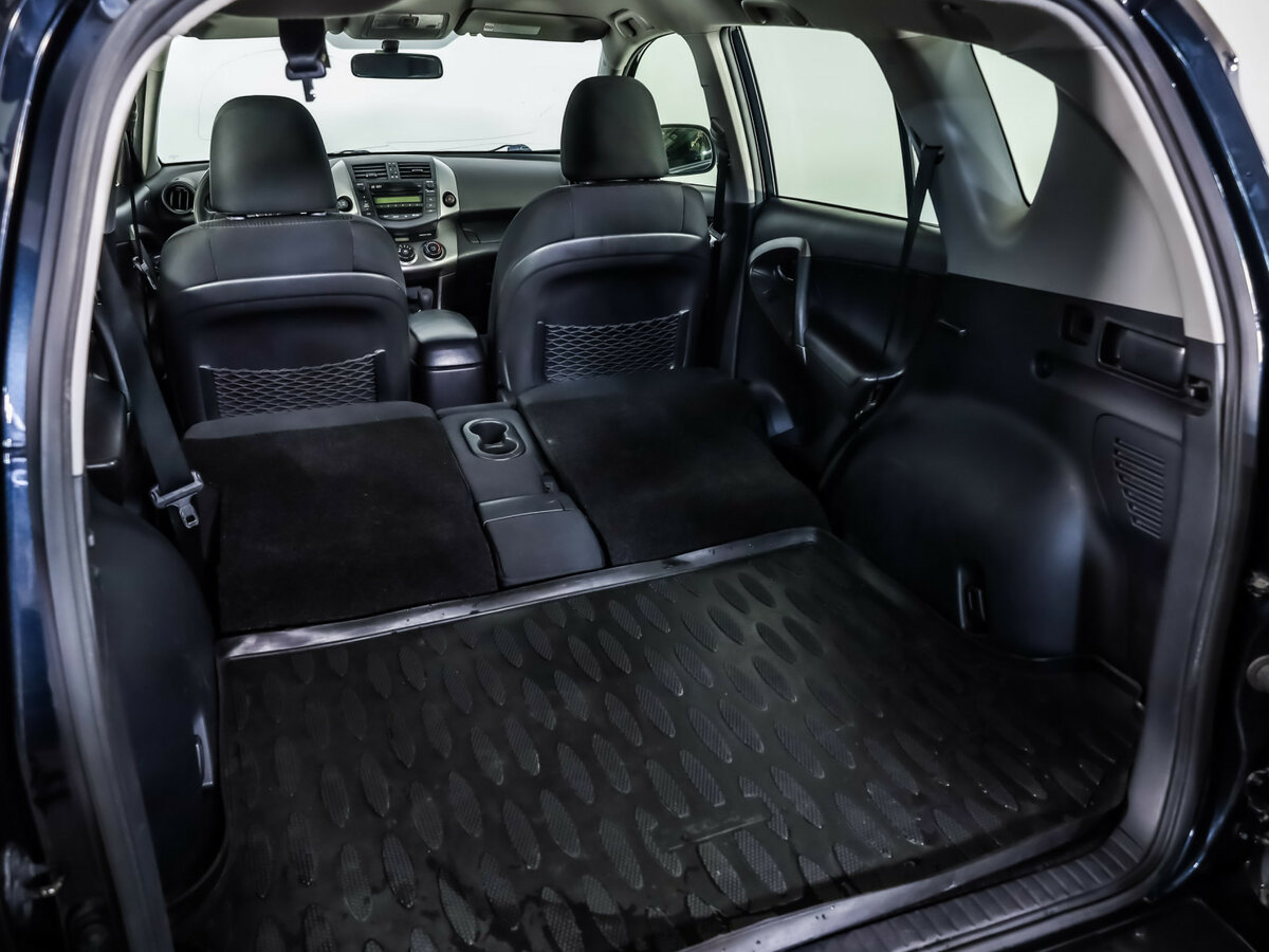 Toyota RAV4 2012 года с пробегом. Фото: #18