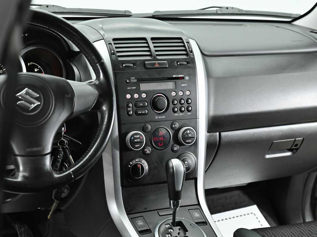 Suzuki Grand Vitara 2013 года с пробегом. Фото: #5