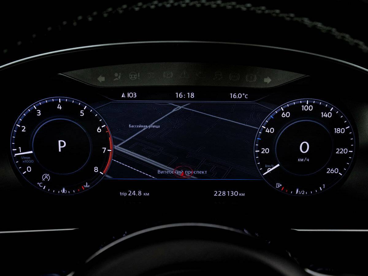 Volkswagen Passat 2016 года с пробегом. Фото: #24