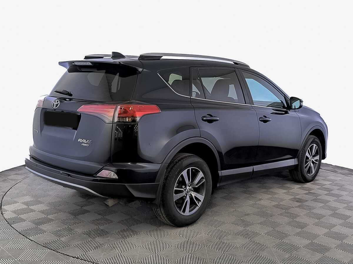 Toyota RAV4 2017 года с пробегом. Фото: #4