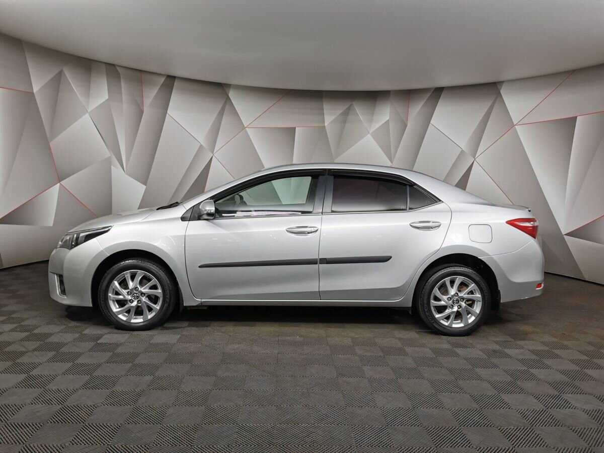 Toyota Corolla 2013 года с пробегом. Фото: #4