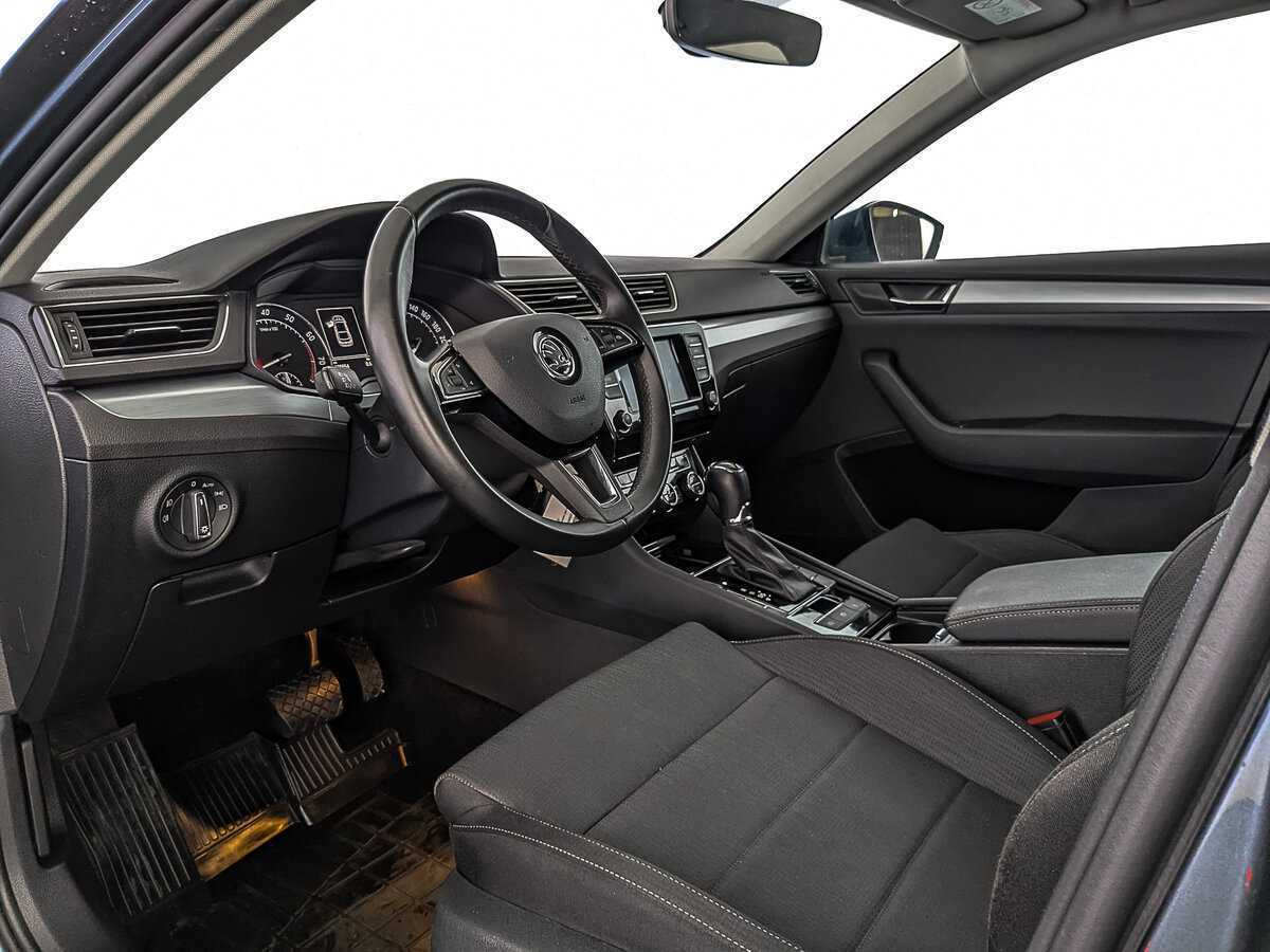 Skoda Superb 2019 года с пробегом. Фото: #14