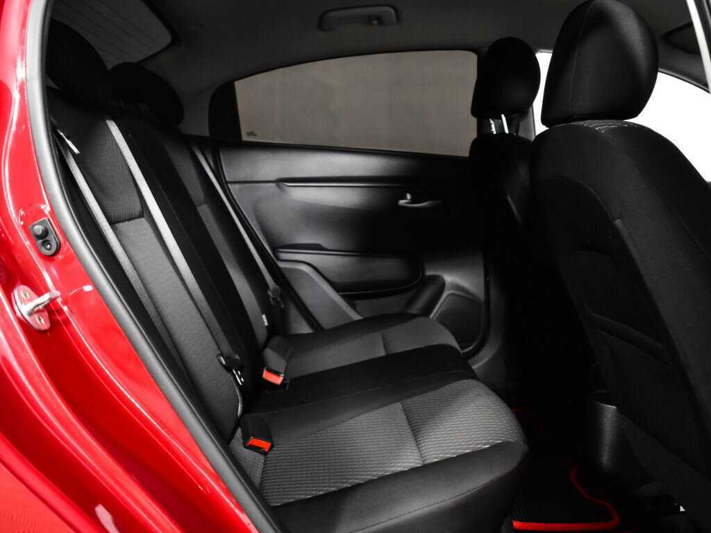 Kia Rio 2018 года с пробегом. Фото: #9