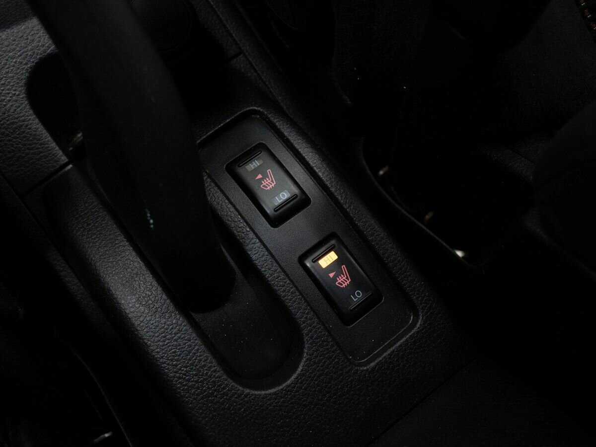 Nissan Tiida 2012 года с пробегом. Фото: #18