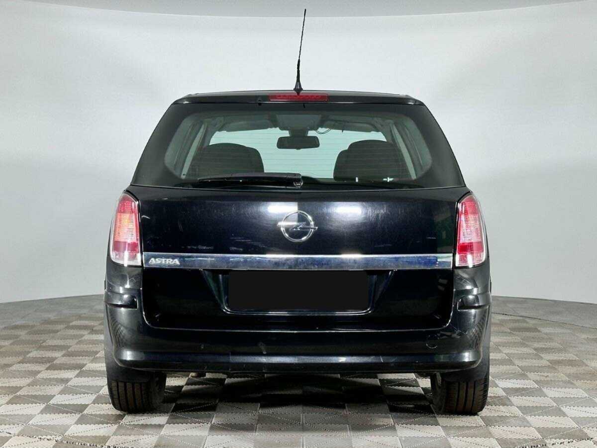 Opel Astra 2014 года с пробегом. Фото: #3