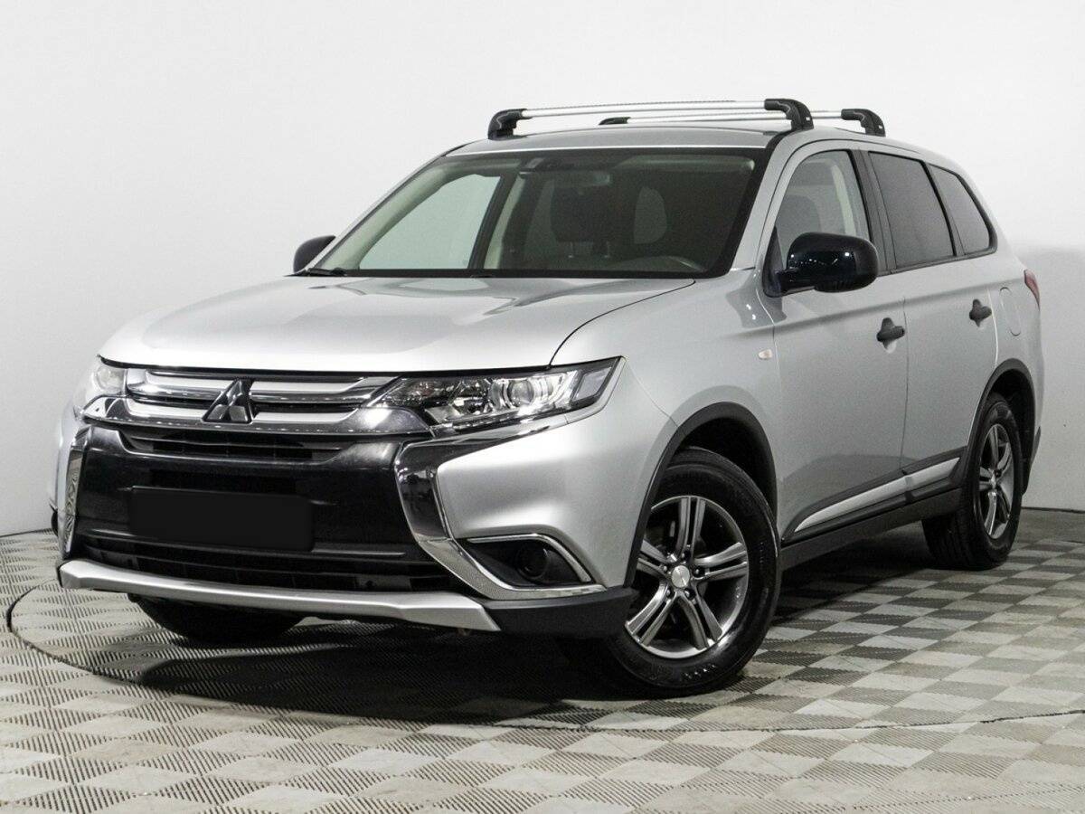 Mitsubishi Outlander 2017 года с пробегом. Посмотреть фото