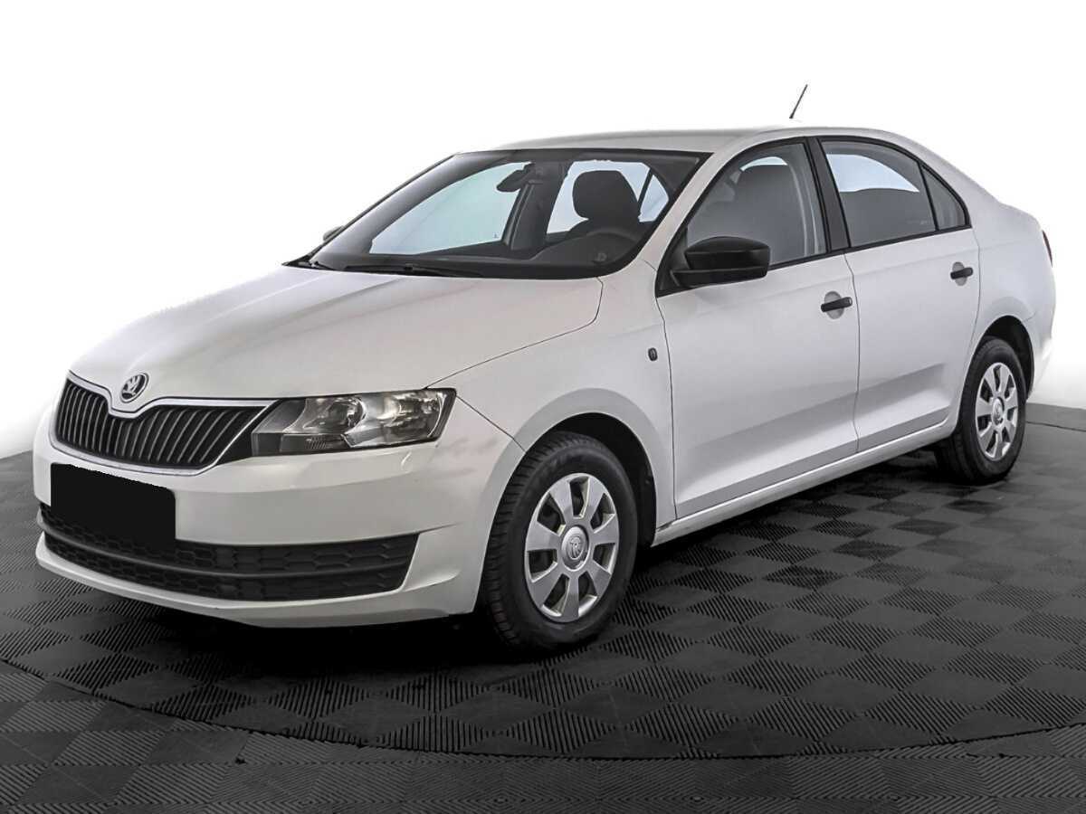 Skoda Rapid 2017 года с пробегом. Посмотреть фото