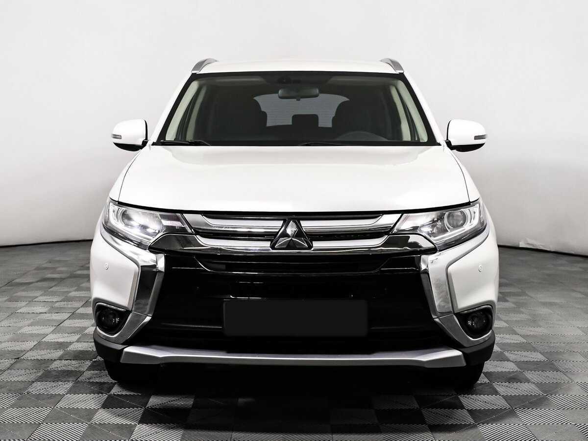 Mitsubishi Outlander 2017 года с пробегом. Фото: #1
