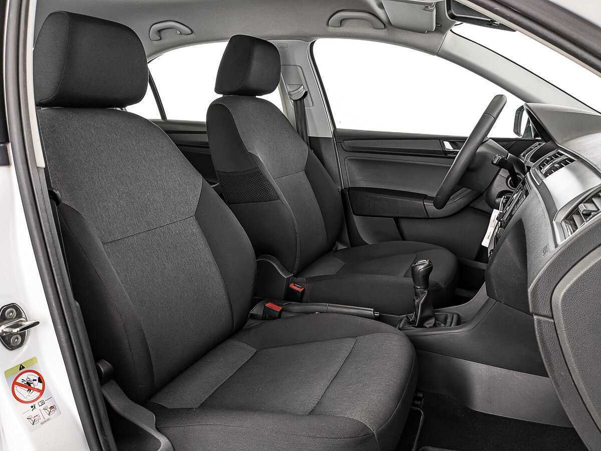 Skoda Rapid 2017 года с пробегом. Фото: #22