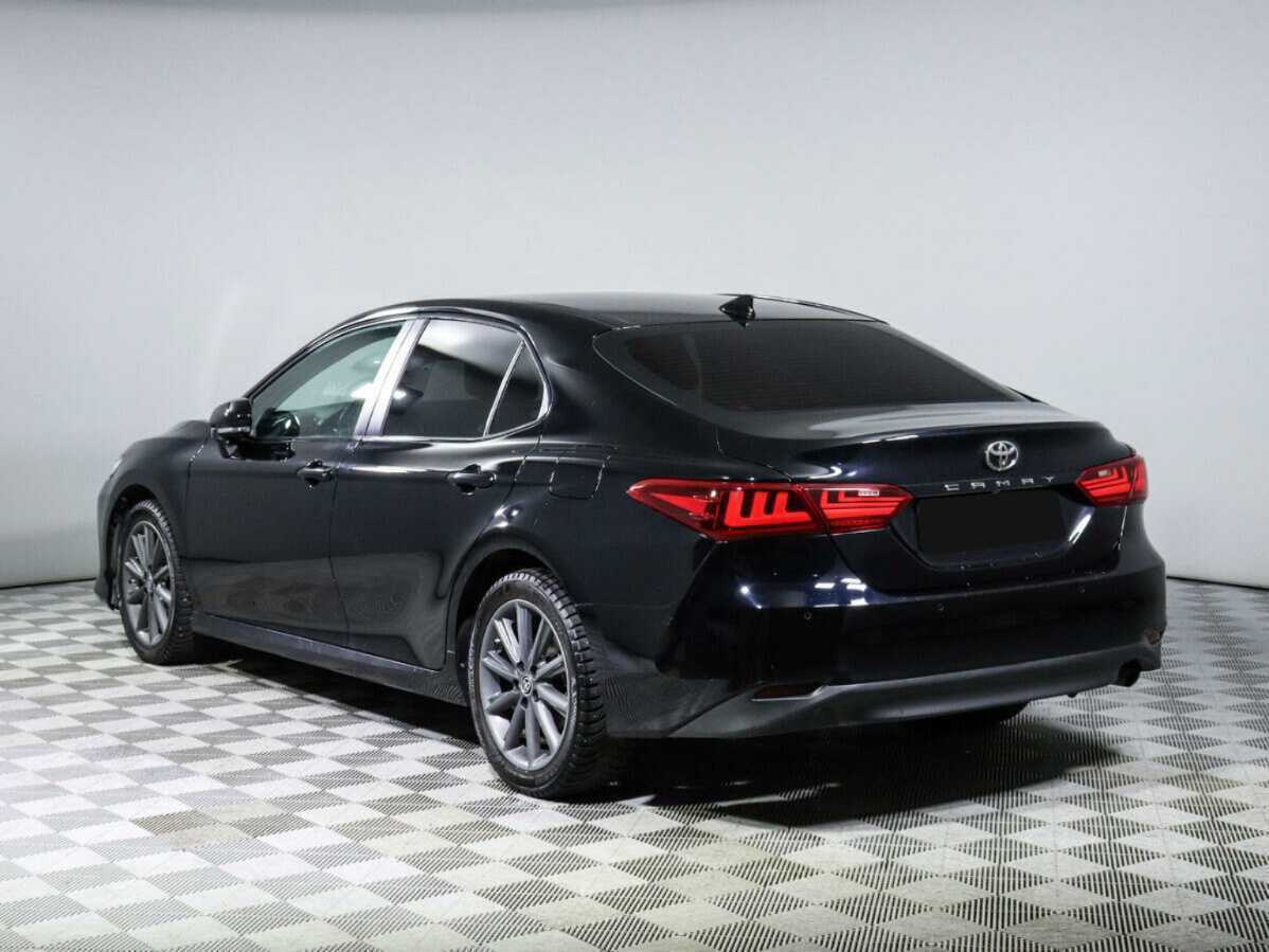 Toyota Camry 2021 года с пробегом. Фото: #6