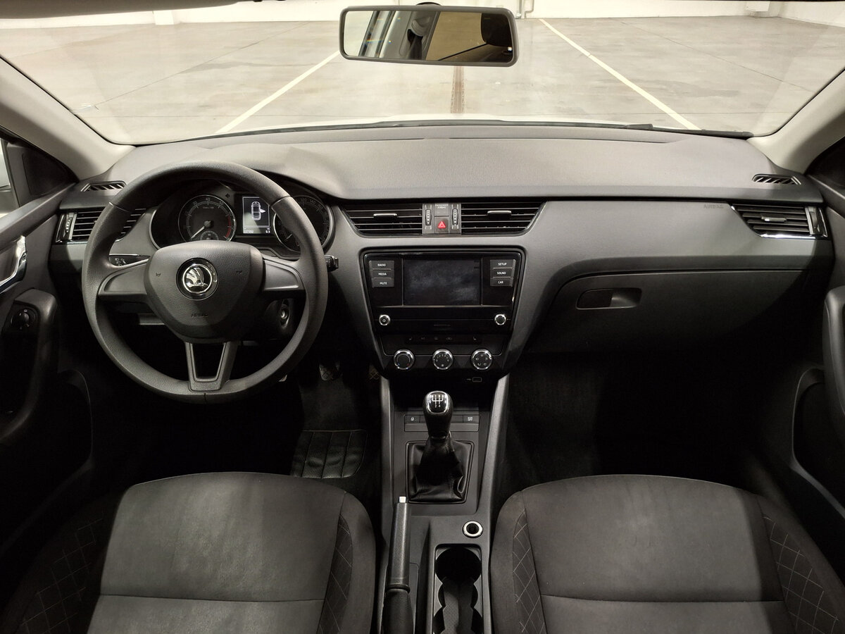 Skoda Octavia 2018 года с пробегом. Фото: #13
