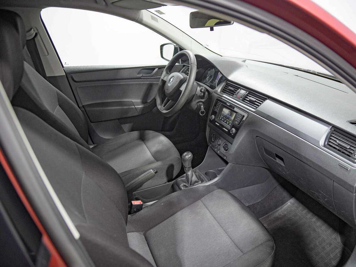 Skoda Rapid 2016 года с пробегом. Фото: #12